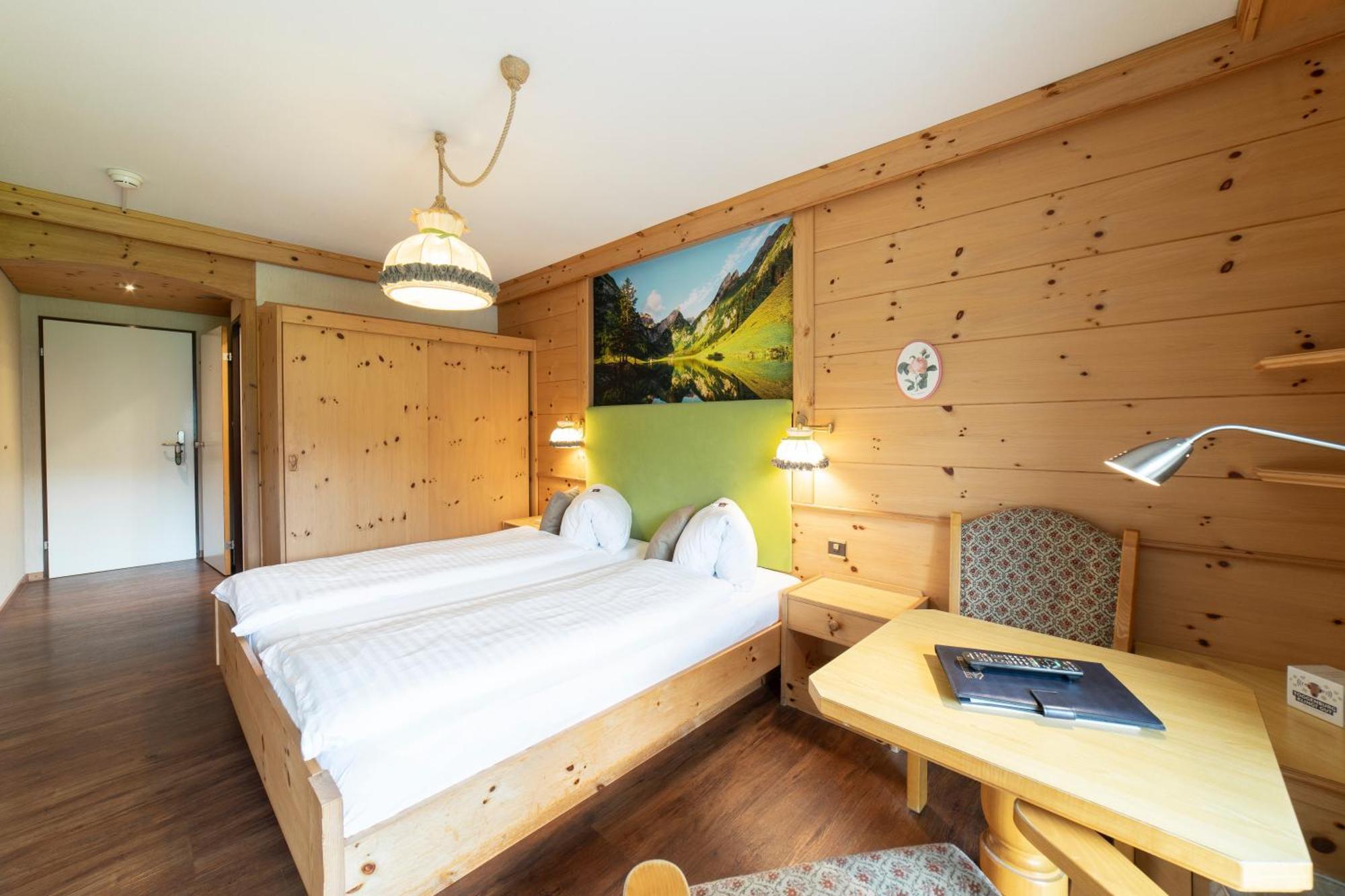 Hotel Sonne Wildhaus Exterior photo